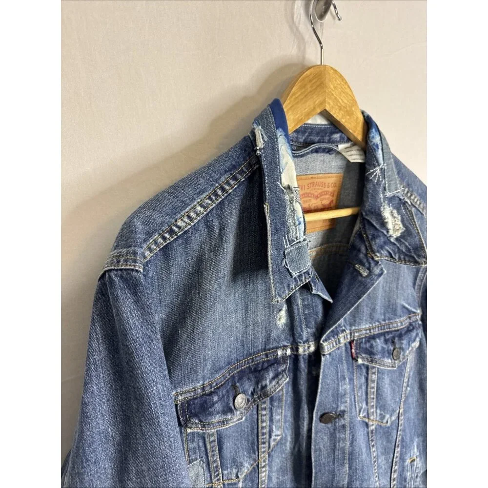Levi’s Trucker Denim Jacket XL Distressed‎ Faded Classic Style Modified